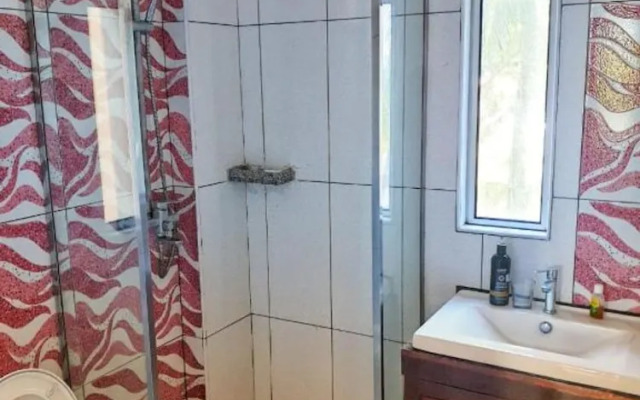 Stay.Plus Bamburi Beachfront Apartment