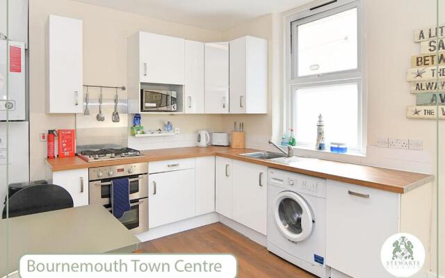 Town Centre House for 6 Guests