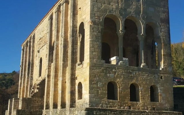 MONTE NARANCO-LOS VEGA PARKING e INTERNET GRATIS