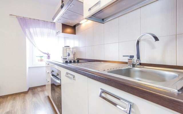 Amazing Home in Medveja with Hot Tub, WiFi & 4 Bedrooms