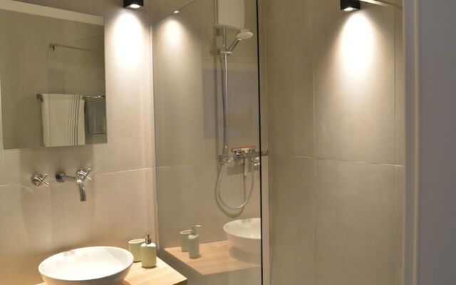 Grey House Apartments Grossbeeren