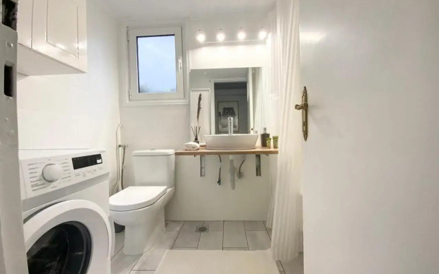 150m² Live/Work Unique&Sunlit Space in Athens