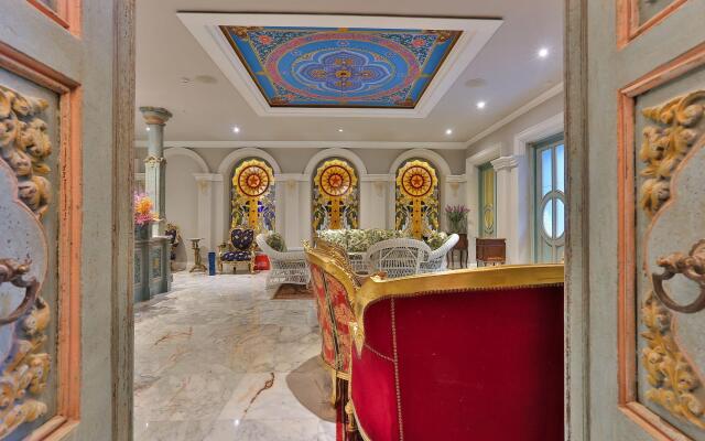 At Pingnakorn Riverside Hotel Chiangmai