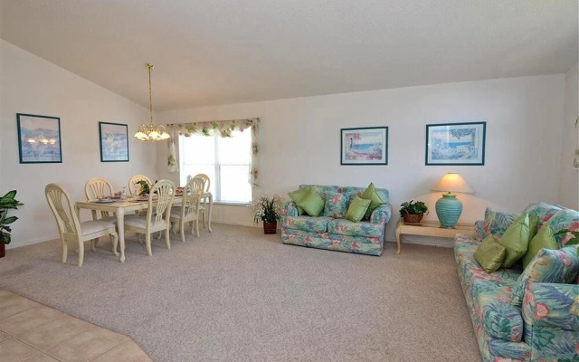 Lake View House 4 Bedroom