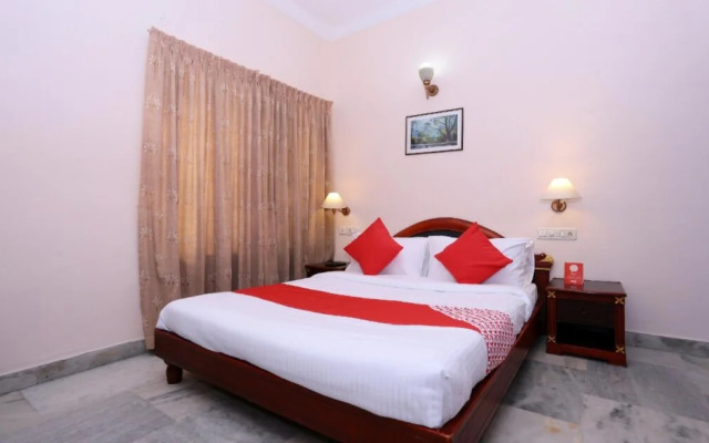 Karthika Residency By OYO Rooms