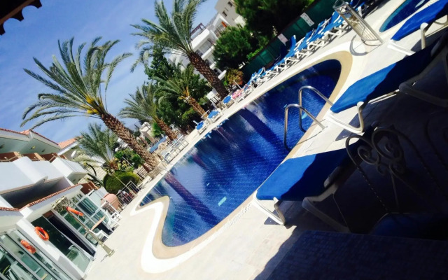 Moniatis Hotel