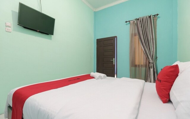 OYO 2229 Bunga Raya Residence