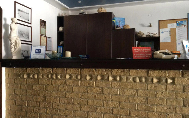 Giannis Hotel Apartments