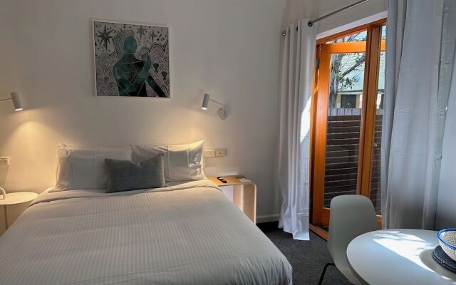 MAC St Kilda - Acland Melbourne Apartment Collection.