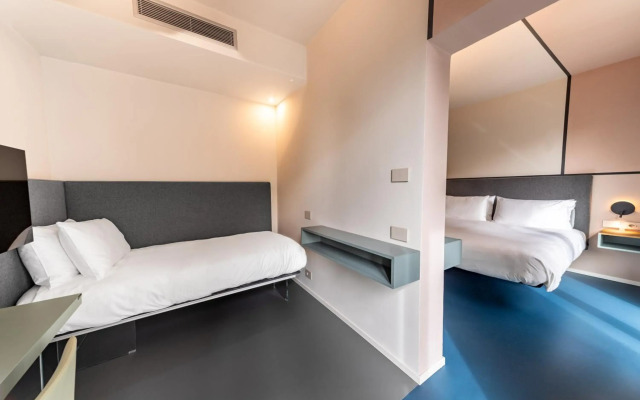 Open Hotel