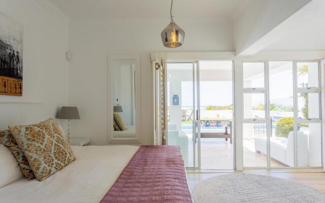 Casa Blanca - Camps Bay