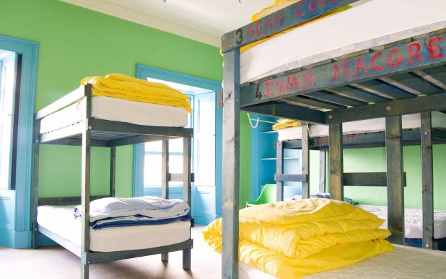 Willy Wallace Hostel