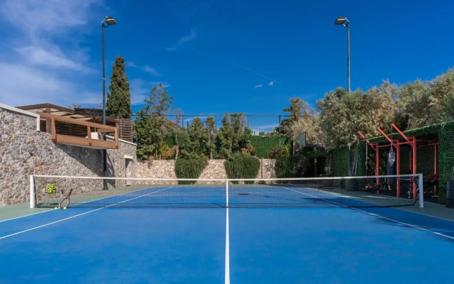 The Every Athens Beachfront Retreat