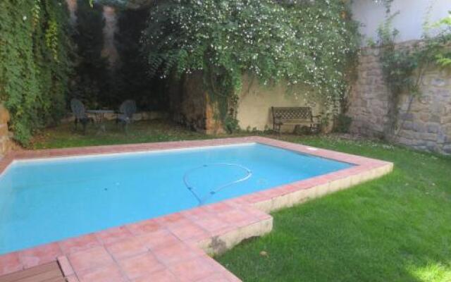 Apartamentos Turísticos El Losal