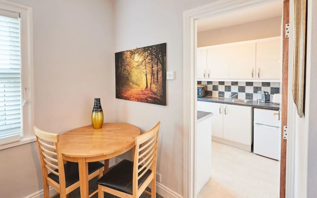 Host Stay Seas The Day