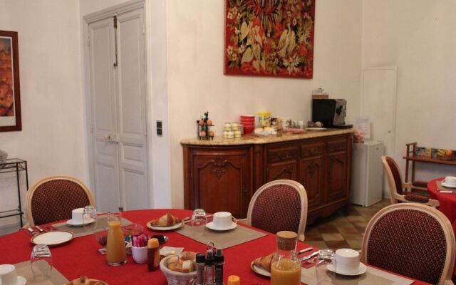 Carcas Hôtes Guest House