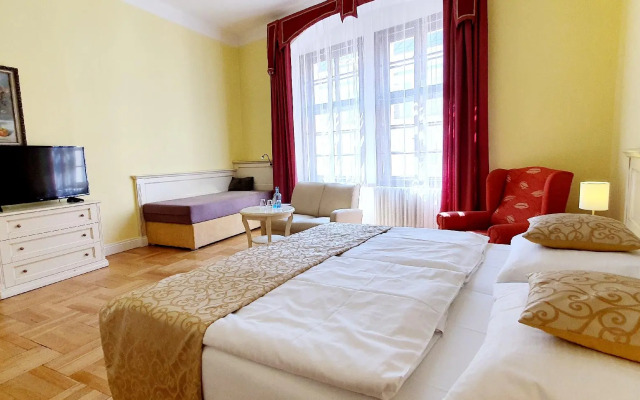 Hotel Metamorphis