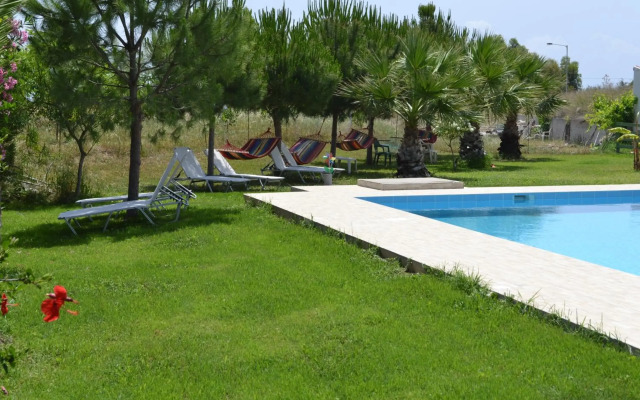 Petasos Apartments