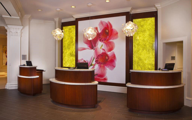 Courtyard by Marriott New Orleans French Quarter/Iberville