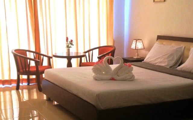 Golden Guesthouse