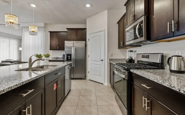 NEW 6bedrooms Pool At Solterra