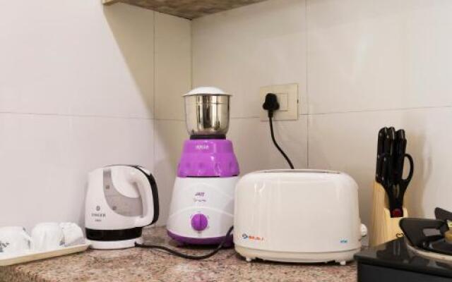 Hostie Elina-3BR Condo West/Central Delhi