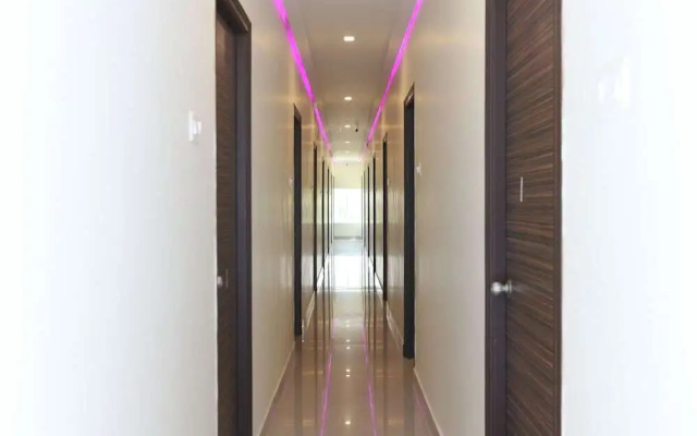 Nakshatra Grand by OYO Rooms