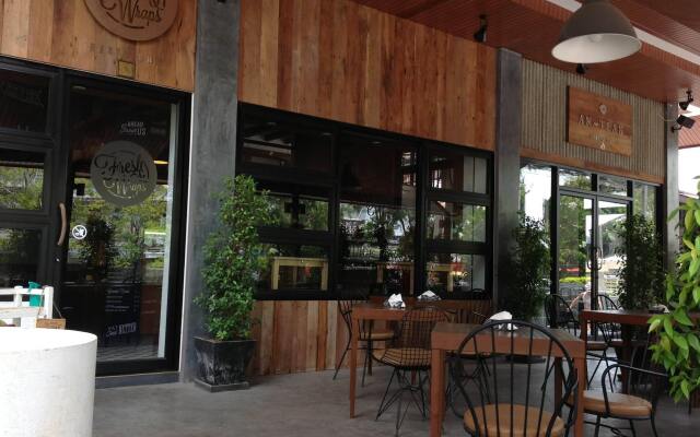 The An-Teak Chiang Mai