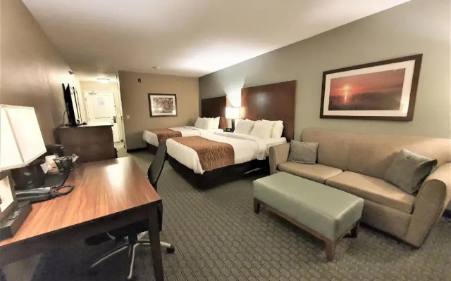 GrandStay® Hotel & Suites – Chisago City