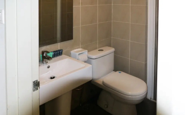 Greensward Suites At Taragon