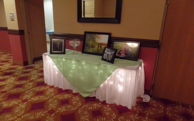 DoubleTree by Hilton Owatonna