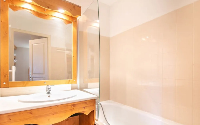 Serene Alpine Stay for 6 Guests