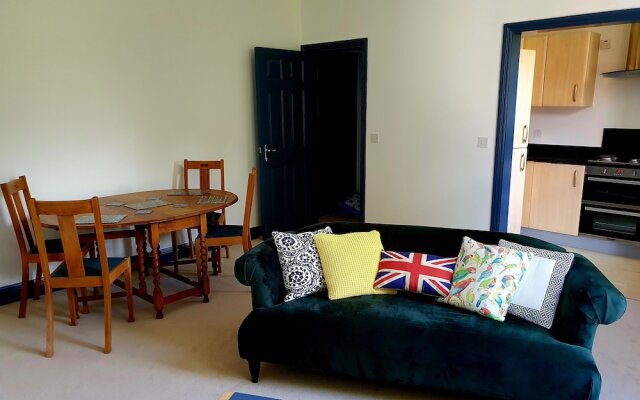 Charming 2-bed Apartment in Bournemouth