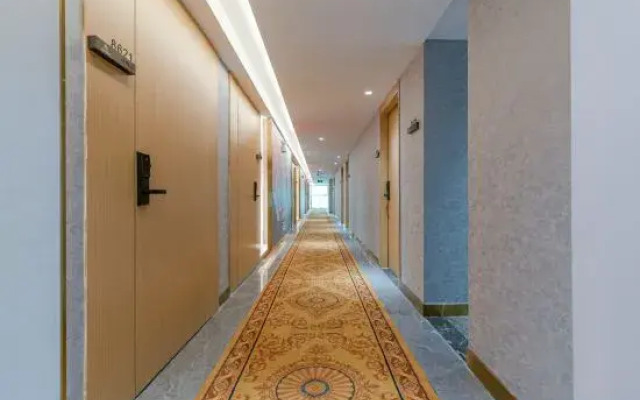 Lixing Hotel (Shenzhen International Convention and Exhibition Center)