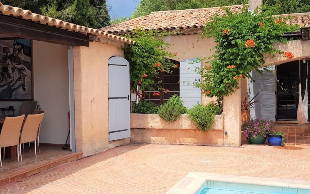 Luxurious Holiday Home In Salernes With Private Pool