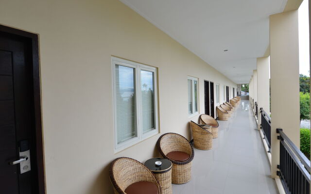 Amazing Beach Resort - Palu