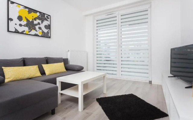 Self Check - in 24h near Tauron Arena Apartments by InPoint