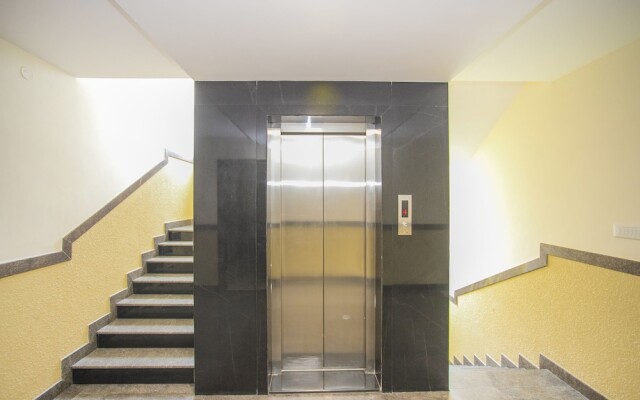 OYO 20026 SilverKey RR Nagar