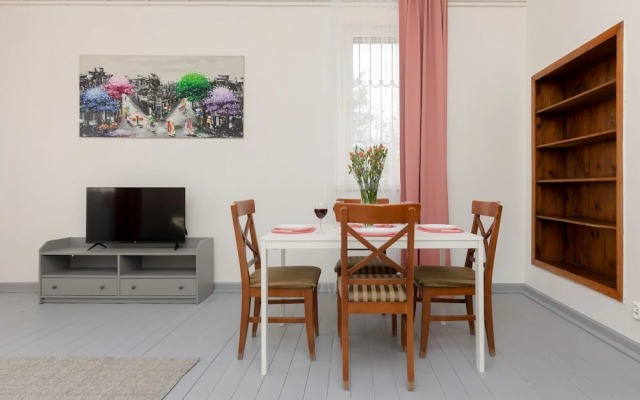 Apartment Aleja Wilanowska by Renters