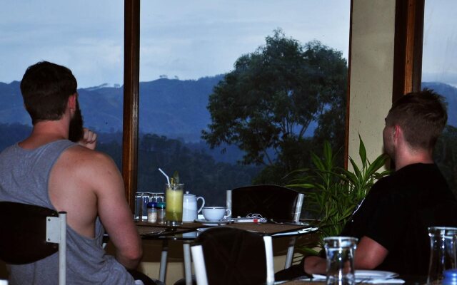 Sky Green Resort