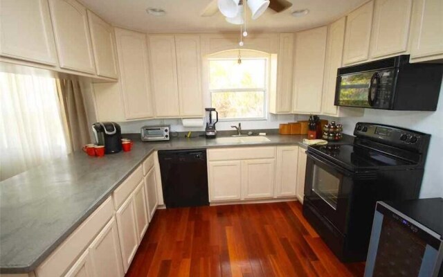 437 - LongLook Beachhouse