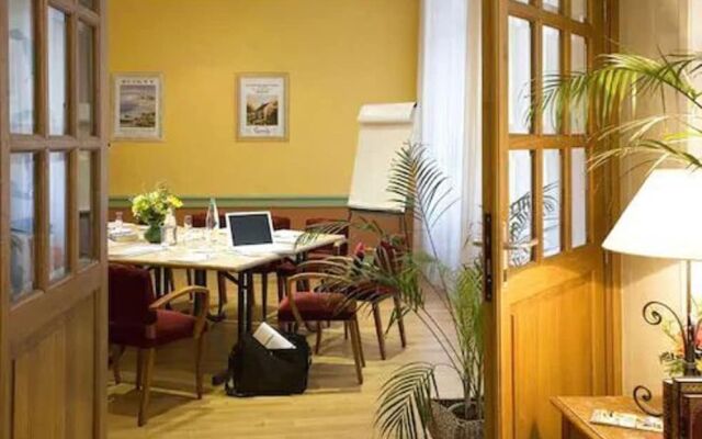 Logis Hôtel Restaurant La Tête Noire