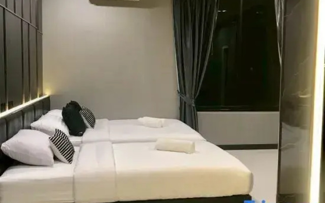 Lake View 44