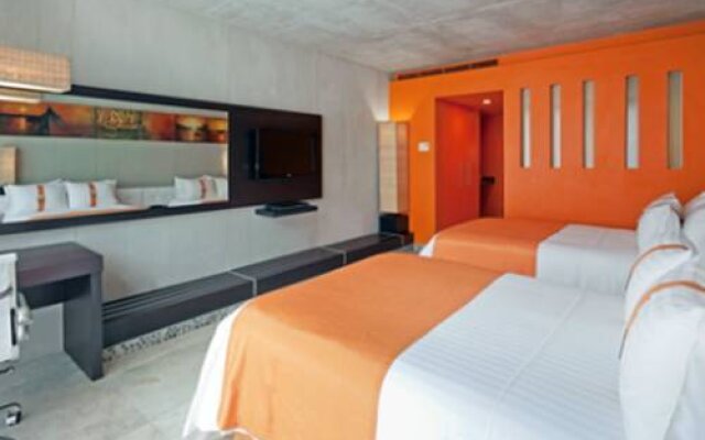 Holiday Inn Tuxpan