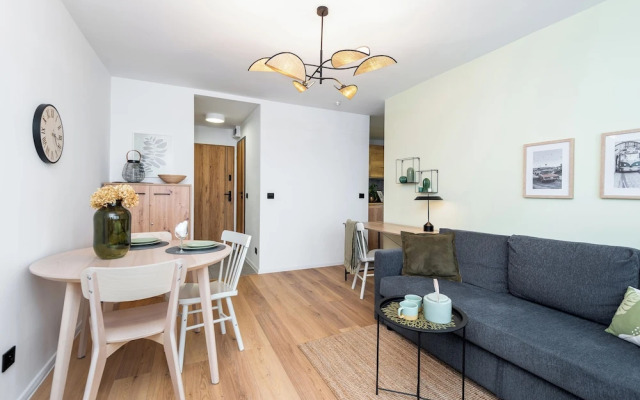 Silver - by Kairos Apartments