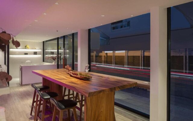 Jono Bangkok Asok Hotel