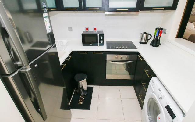 Skyview Tower by Raine & Horne