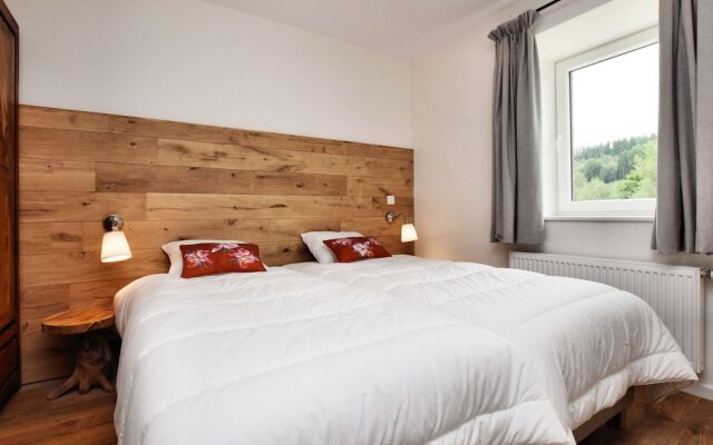 Combination of two Beautiful, Luxuriously Renovated Homes With En-suite Bathrooms