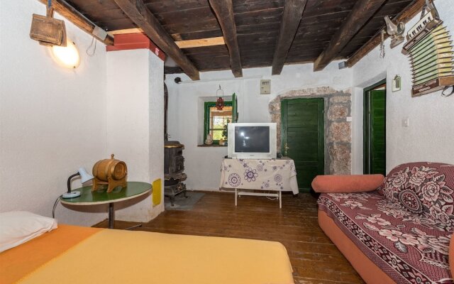 House Ivaneza