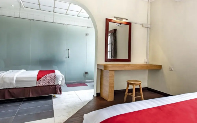 OYO 89735 The Dream Hotel